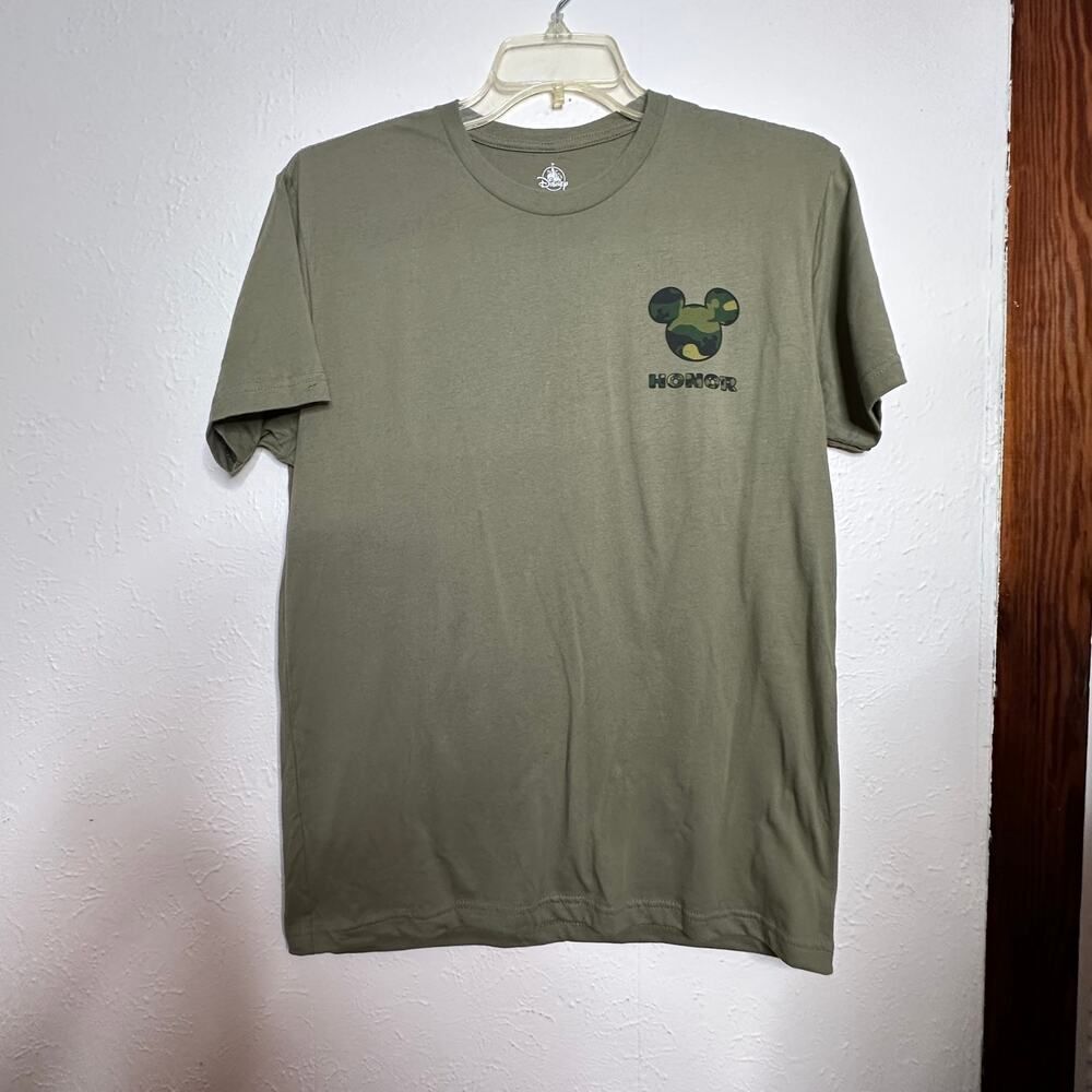 Disney Parks Mickey Mouse Honor Camouflage Military T-Shirt Veteran's Day Medium